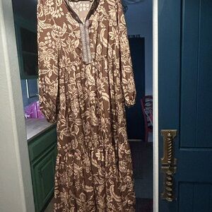 Brown Floral Long-Sleeve Maxi Dress with V-Neck Trim
